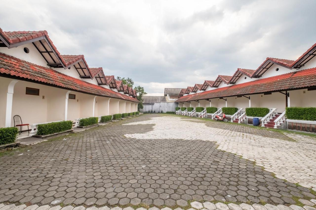 Spot On 2341 Hotel Padjajaran 2 Tasikmalaya Ngoại thất bức ảnh